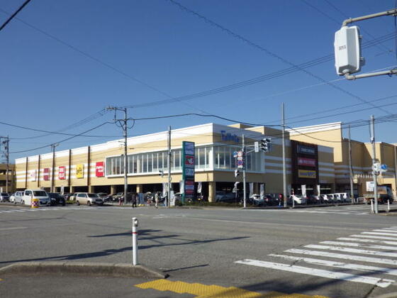 ショッピングセンター　フューチャーシティ・ファボーレ（ショッピングセンター）まで657m