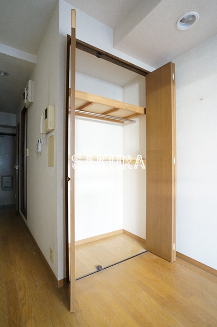 収納　お荷物の多い方でも安心のクローゼット付き♪