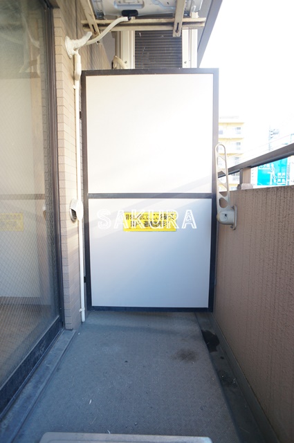 バルコニー　便利で嬉しいバルコニー付きです♪