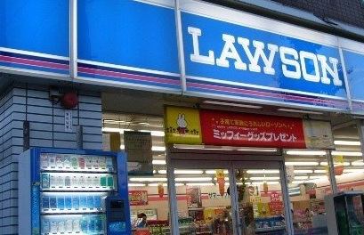 コンビニ　ローソン（コンビニ）まで80m