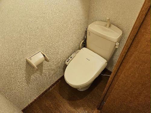 トイレ　備品や設備仕様は号室等により異なります現地をご確認下さい。