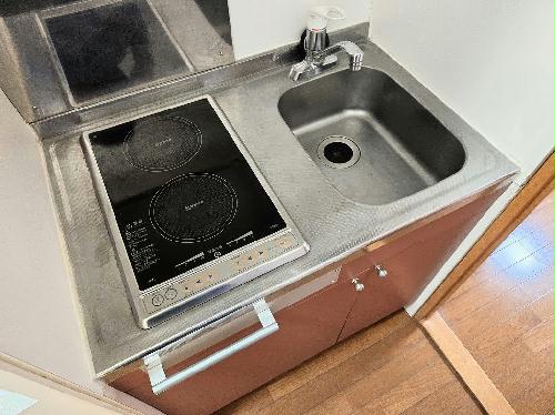 キッチン　備品や設備仕様は号室等により異なります現地をご確認下さい。