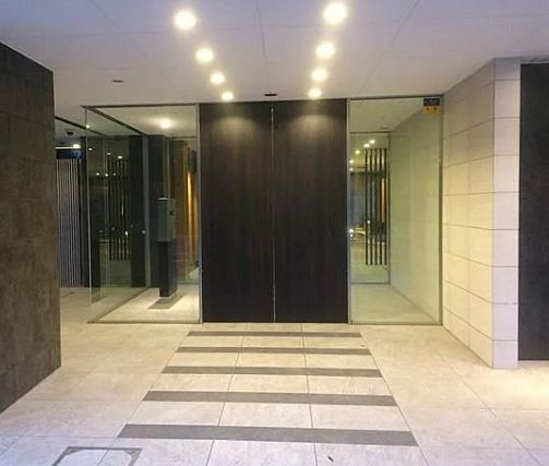 エントランス　※他号室参考画像