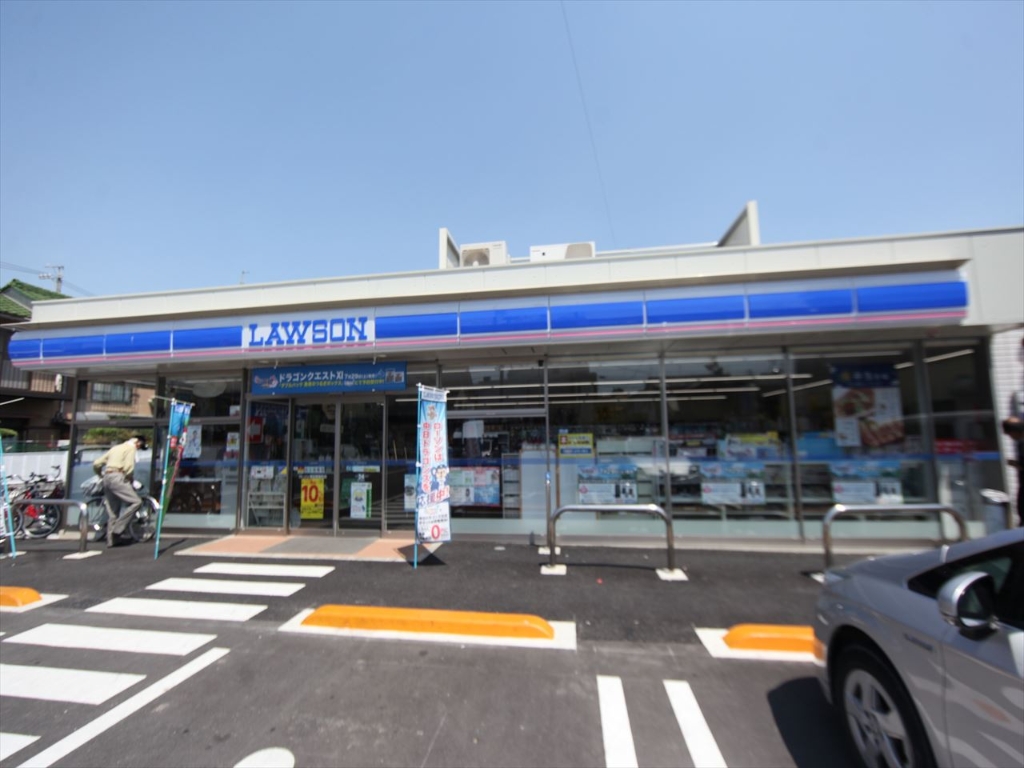 コンビニ　ローソン 南区鶴里町店（コンビニ）（コンビニ）まで230m
