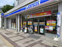 コンビニ　ローソン　いりなか駅ビル店（コンビニ）まで175m