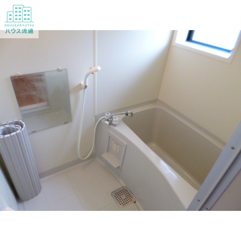 バス・シャワールーム　※反転タイプのお写真です