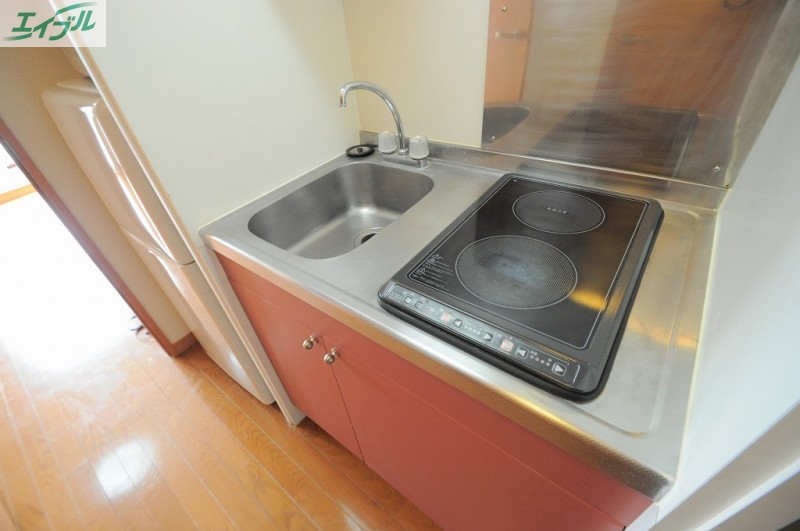 キッチン　※写真と現状が異なる場合は現状を優先