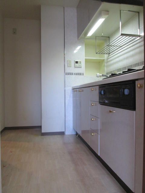 キッチン　キッチンでお料理をお楽しみください