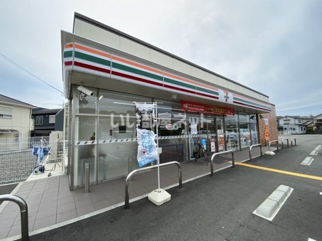 コンビニ　セブンイレブン 和歌山梅原店（コンビニ）まで443m