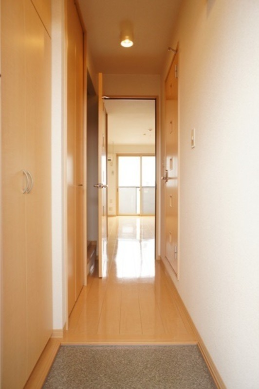 玄関　図面と現状に相違がある場合には現状を優先