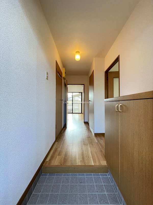 玄関　306号室参考写真