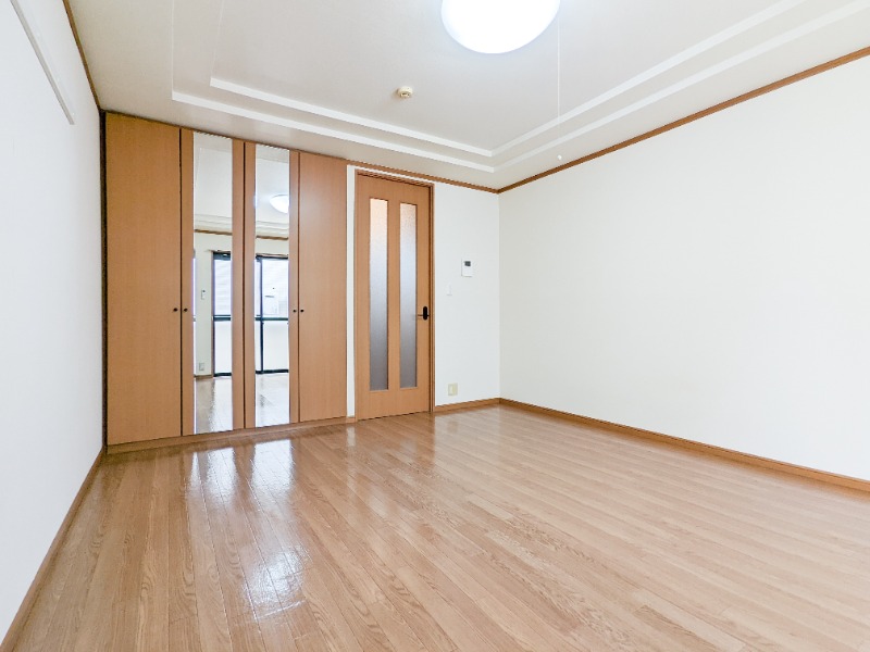 居室・リビング　図面と現状に相違がある場合には現状を優先