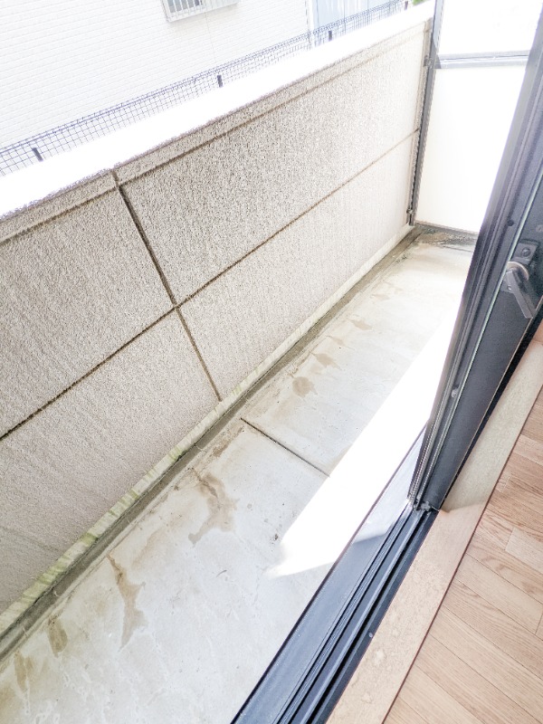 バルコニー　図面と現状に相違がある場合には現状を優先