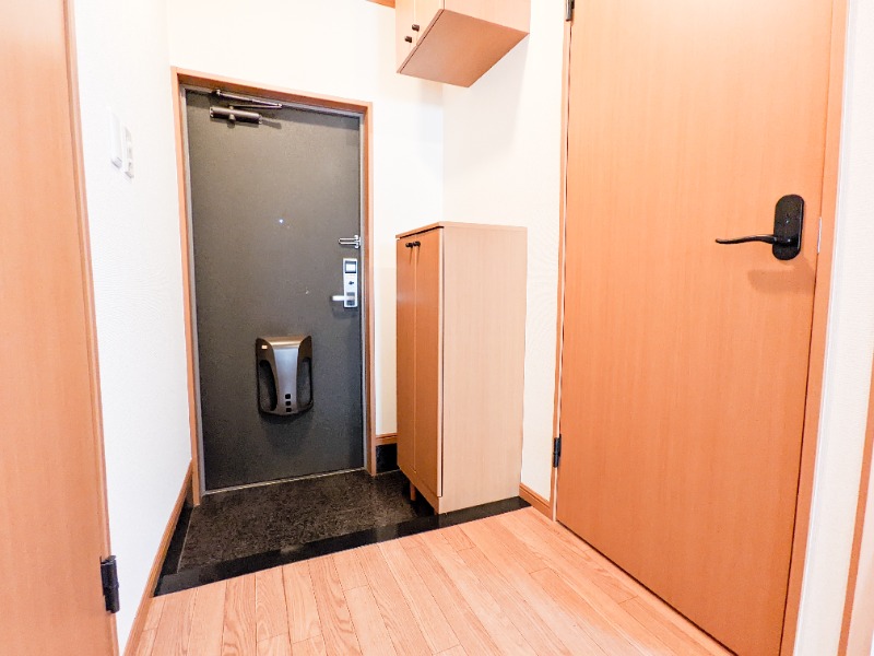 玄関　図面と現状に相違がある場合には現状を優先