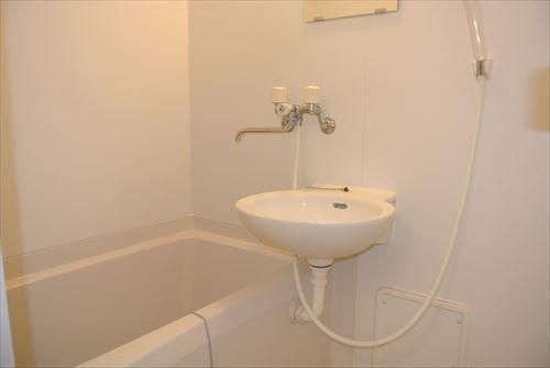 バス・シャワールーム　バス