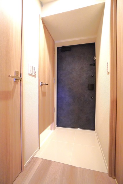 玄関　※写真は同タイプ住戸です。