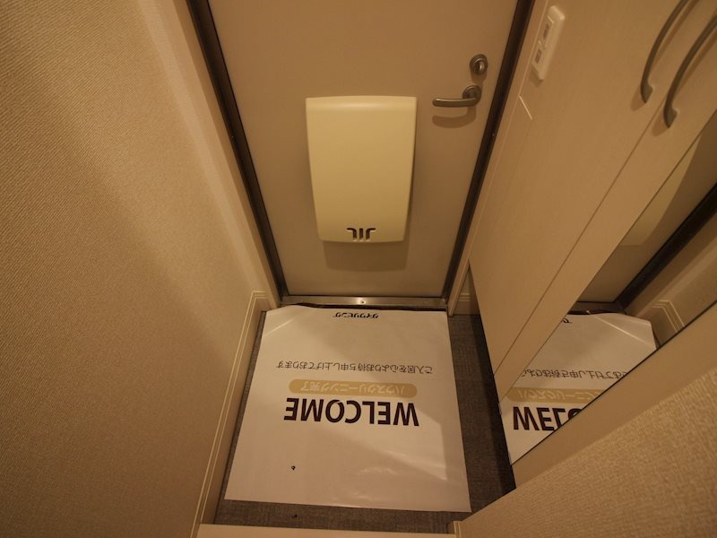 玄関　同物件別部屋イメージ