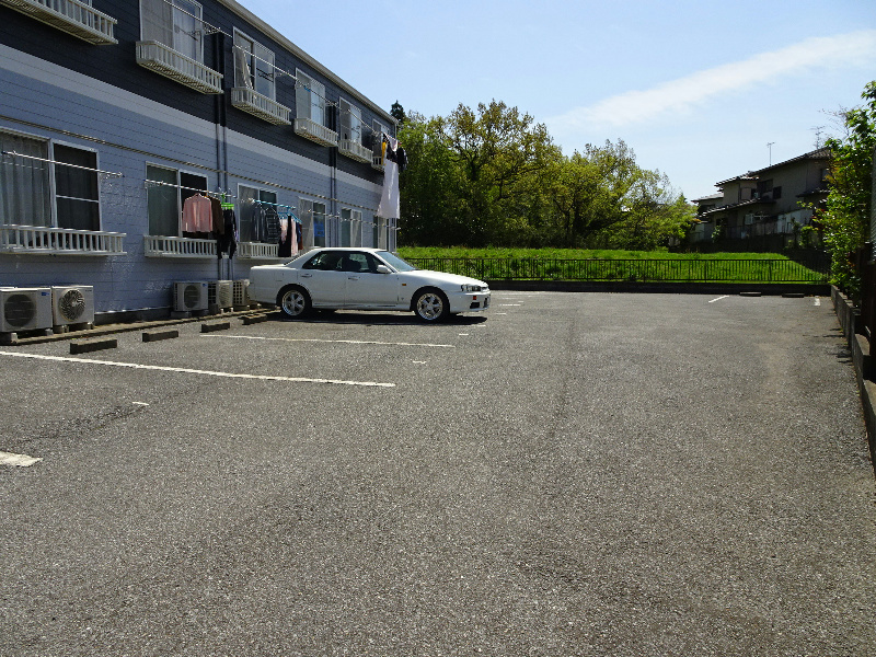 駐車場　駐車場