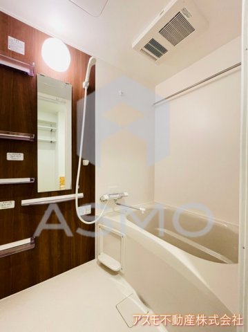 バス・シャワールーム　同マンション別部屋　参考写真