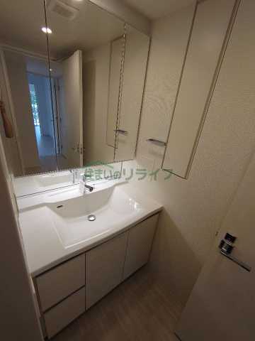 洗面設備　コンフォリア東新宿