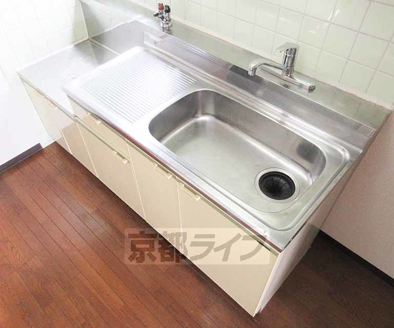 キッチン　大きく使い勝手・