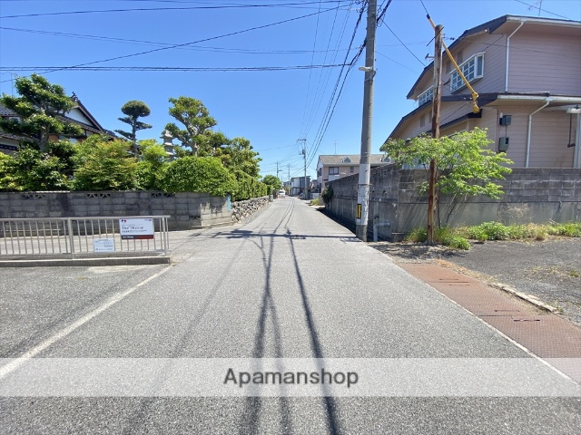 その他　前面道路（その他）まで0m