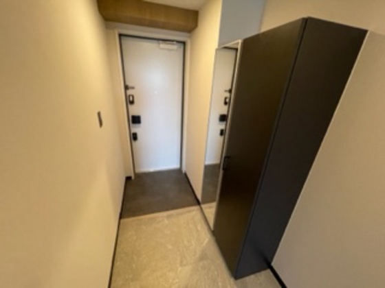 玄関　※別部屋の写真です