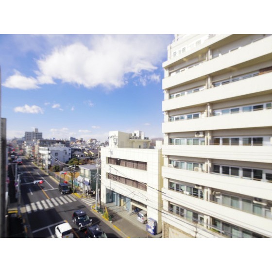 眺望　井の頭通り沿いで眺望良好です