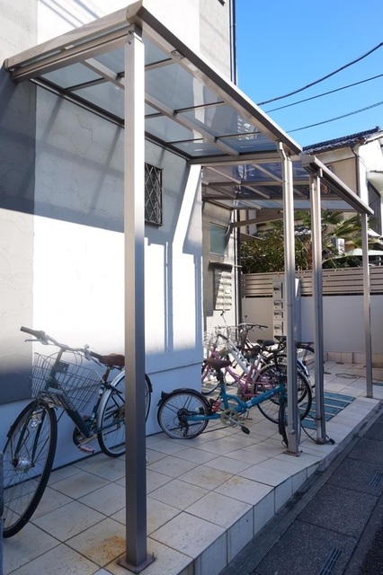 その他共有部分　屋根付き駐輪場