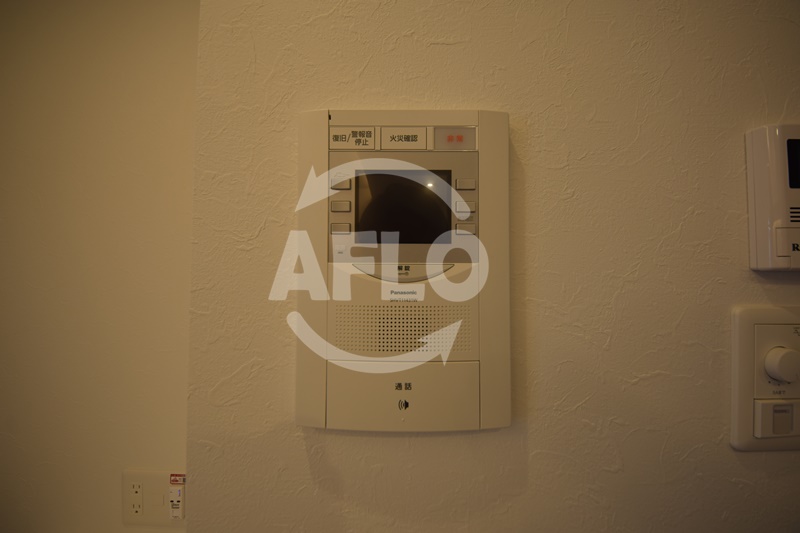 セキュリティ　B-PROUD天満橋　TVモニター付きインターホン