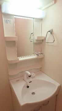 洗面設備　洗髪洗面化粧台