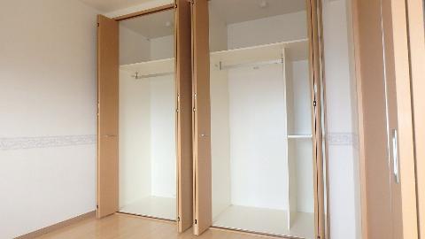 収納　クローゼット