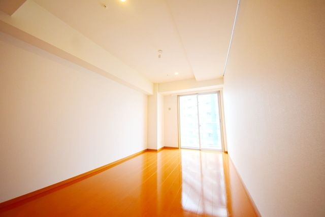 居室・リビング　★★柔らかい色味のフローリング★★