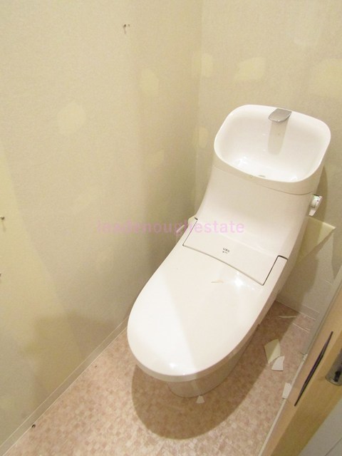 トイレ　同施工会社