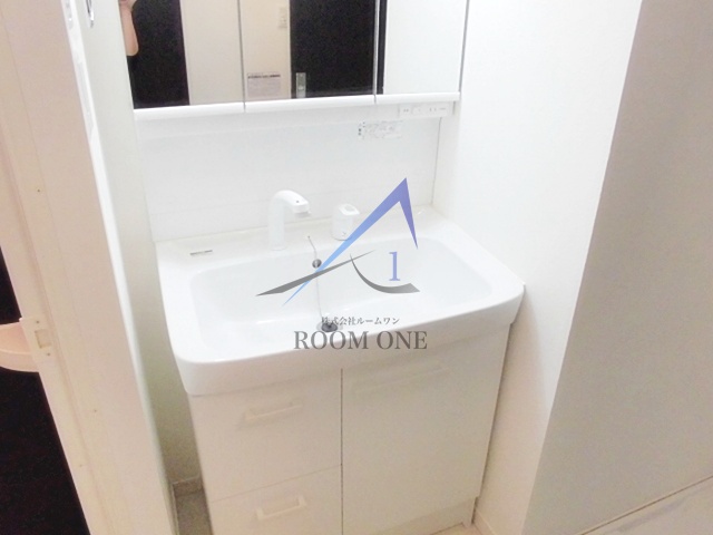 洗面設備　洗面台です。
