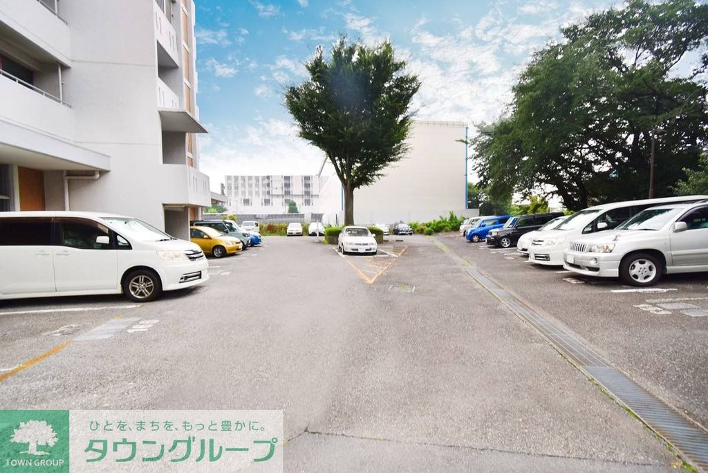 駐車場　駐車場