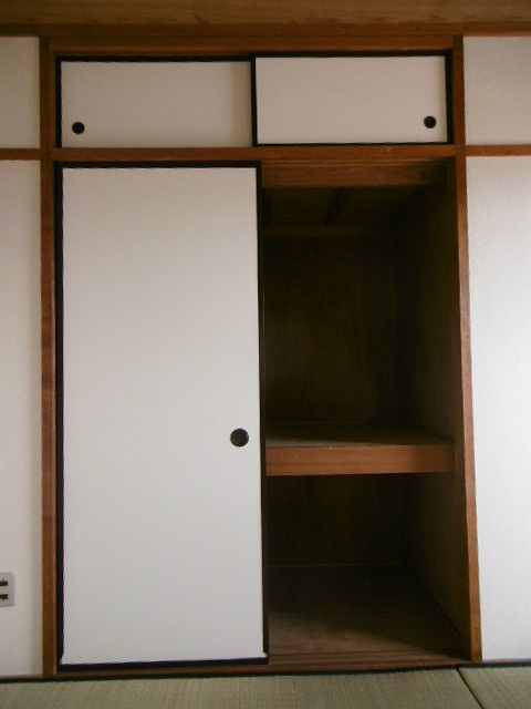 収納　※写真は他のお部屋です。