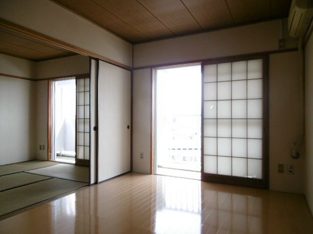 居室・リビング　※写真は他のお部屋です。