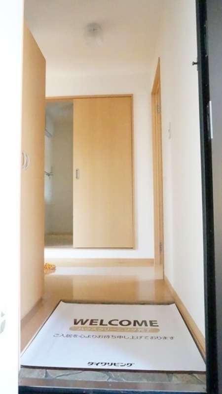 玄関　図面と現状に相違がある場合には現状を優先