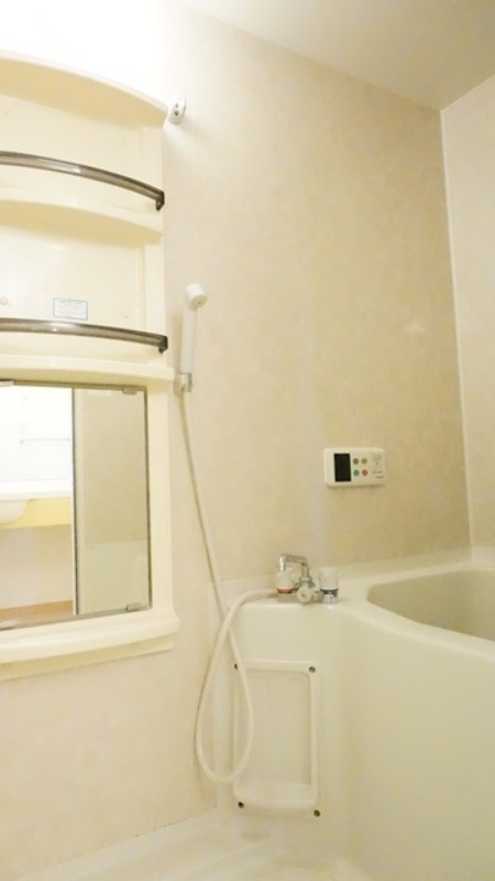 バス・シャワールーム　図面と現状に相違がある場合には現状を優先