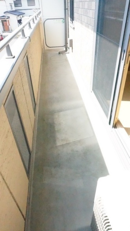 バルコニー　図面と現状に相違がある場合には現状を優先