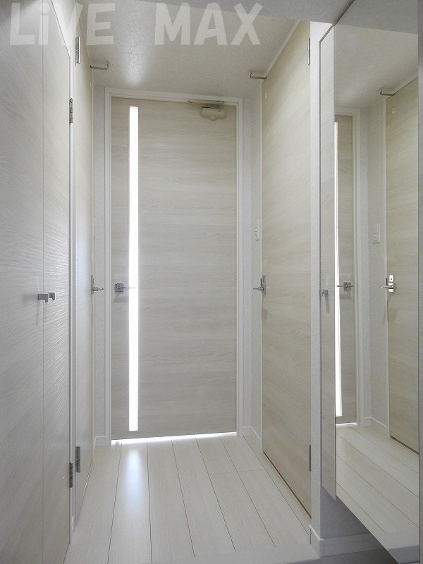 玄関　同シリーズ別物件参考写真