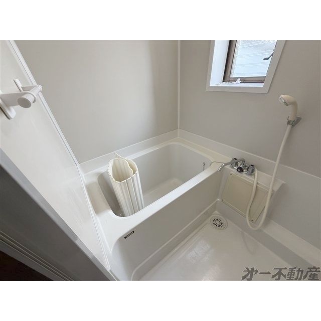 バス・シャワールーム　バスルーム