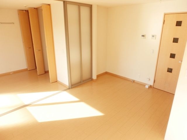 その他部屋・スペース　開放感のあるお部屋です
