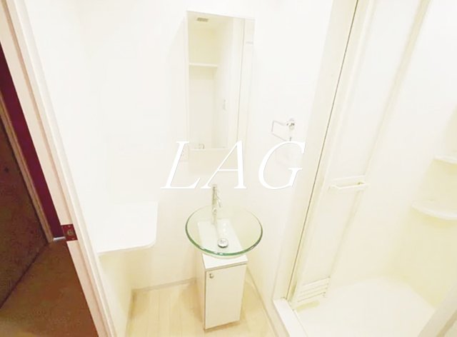 洗面設備　独立洗面台です。