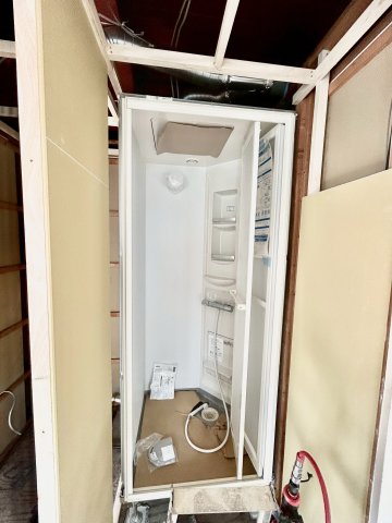 バス・シャワールーム　シャワールーム