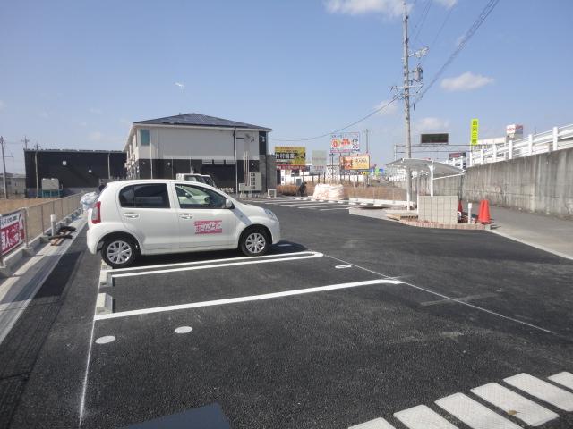 駐車場　外観写真（昼）