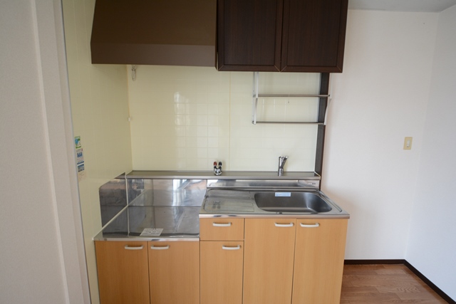 キッチン　コンパクトなキッチンで掃除もラクラク☆