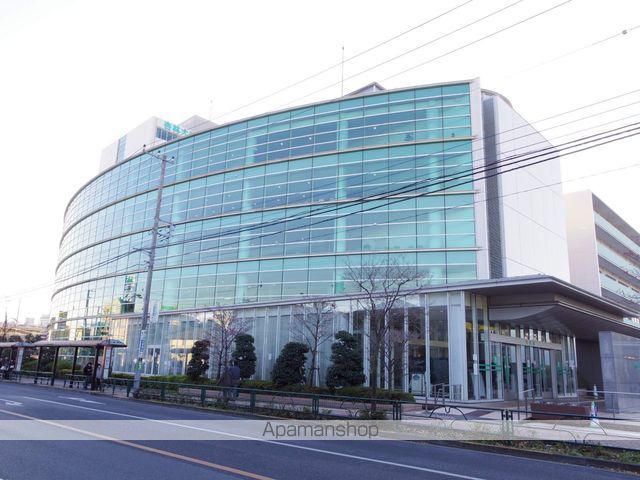 病院　杏林大学医学部附属病院（病院）まで614m