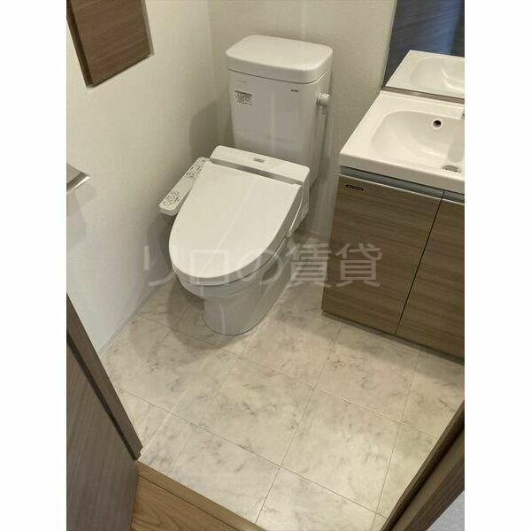 トイレ　参考写真